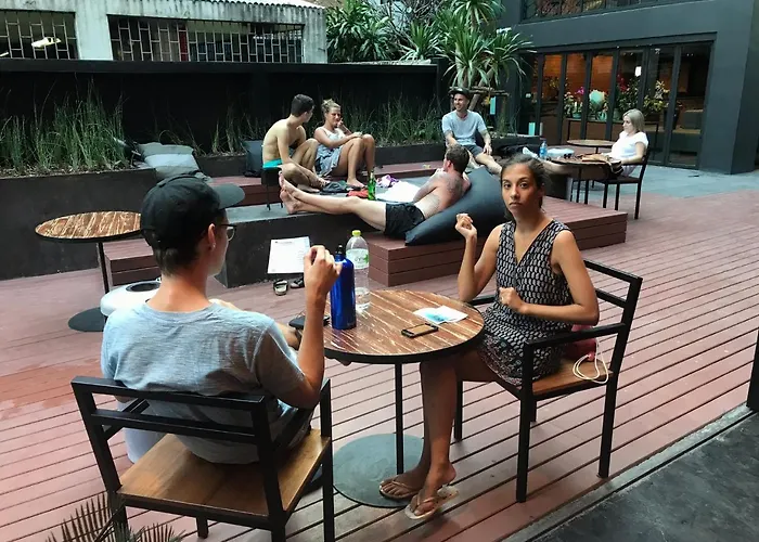 Bed Station Hostel Khaosan